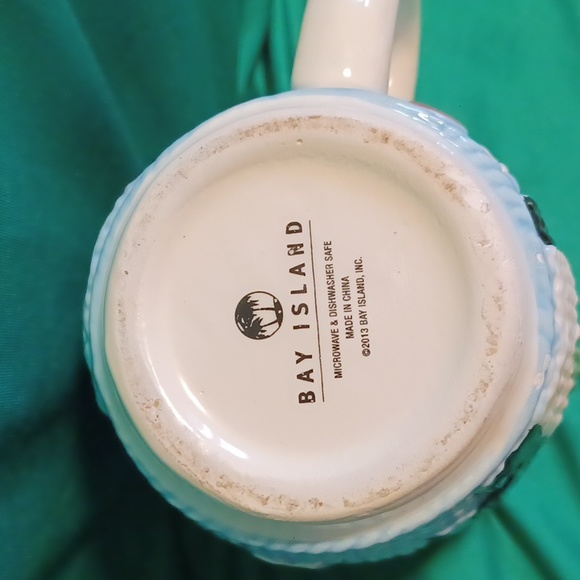 Penguin holiday mug (121823B). - Picture 4 of 4